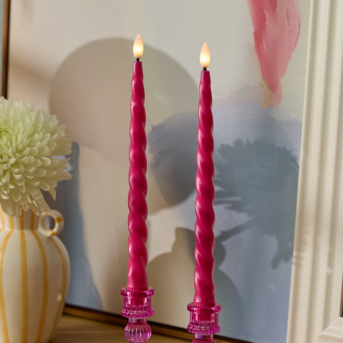 Set of 2 Swirl Tapers