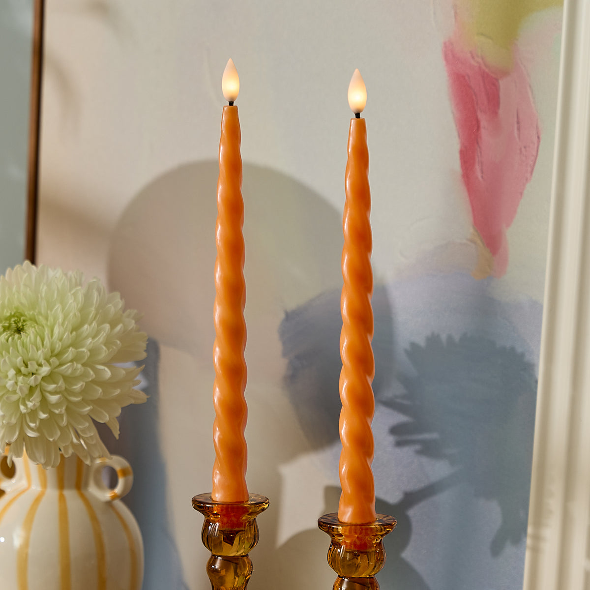 Set of 2 Swirl Tapers